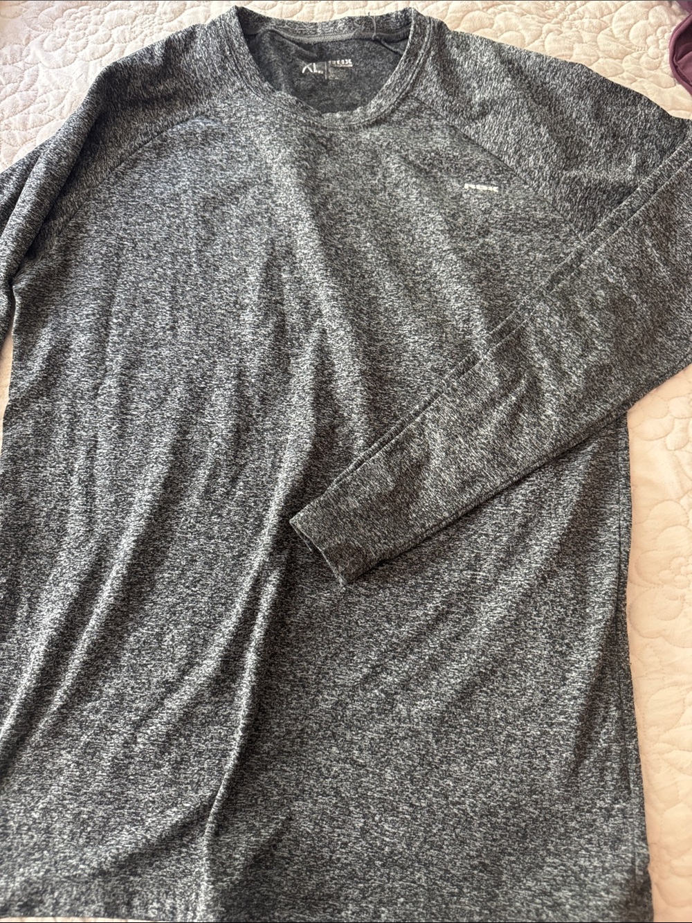 RBX Men's Heather Charcoal Long-Sleeve Crew